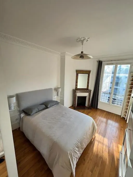 Bel Appartement A Paris Apartment