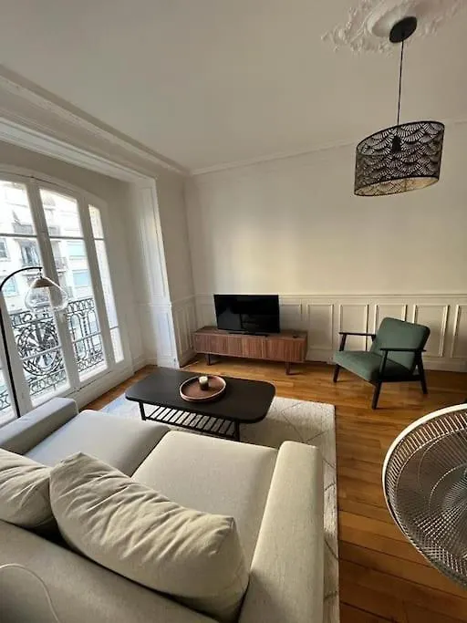 Bel Appartement A Paris France